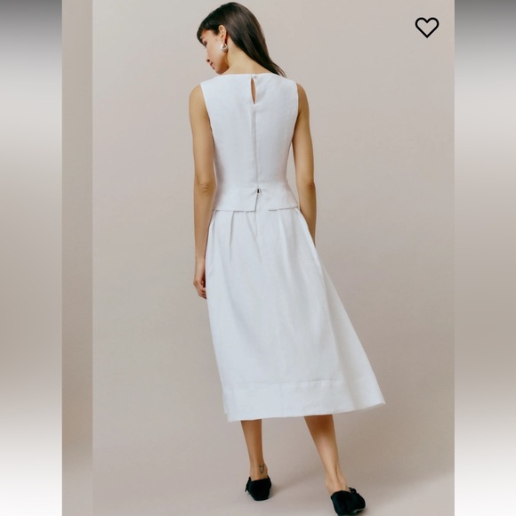 Moya reformation linen two piece set - Picture 3 of 7